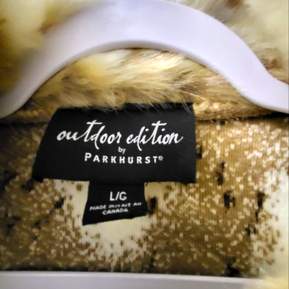 Outdoor Edition by Parkhurst Faux Fur Vest - Picture 8 of 9